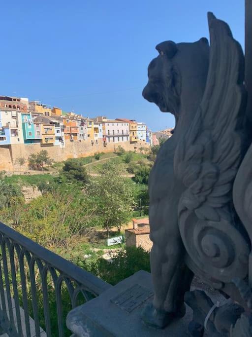 Preciosa Casa En Vilajoyosa Con Vistas Al Mar En Las Casas Colgantes Del Casco Antiguo Villajoyosa Exteriér fotografie